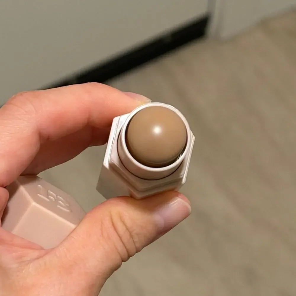 NIB Fenty beauty match stix contour stick amber